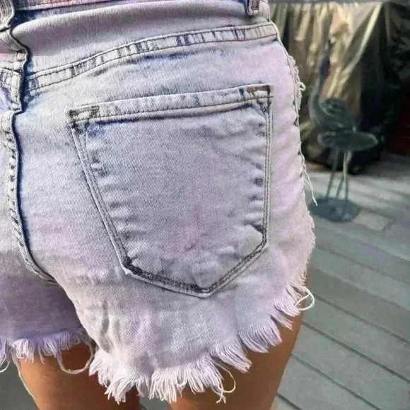 VIBRANT M. I. U. Denim Shorts Size S High-rise distressed w/ original distress - Picture 5 of 5